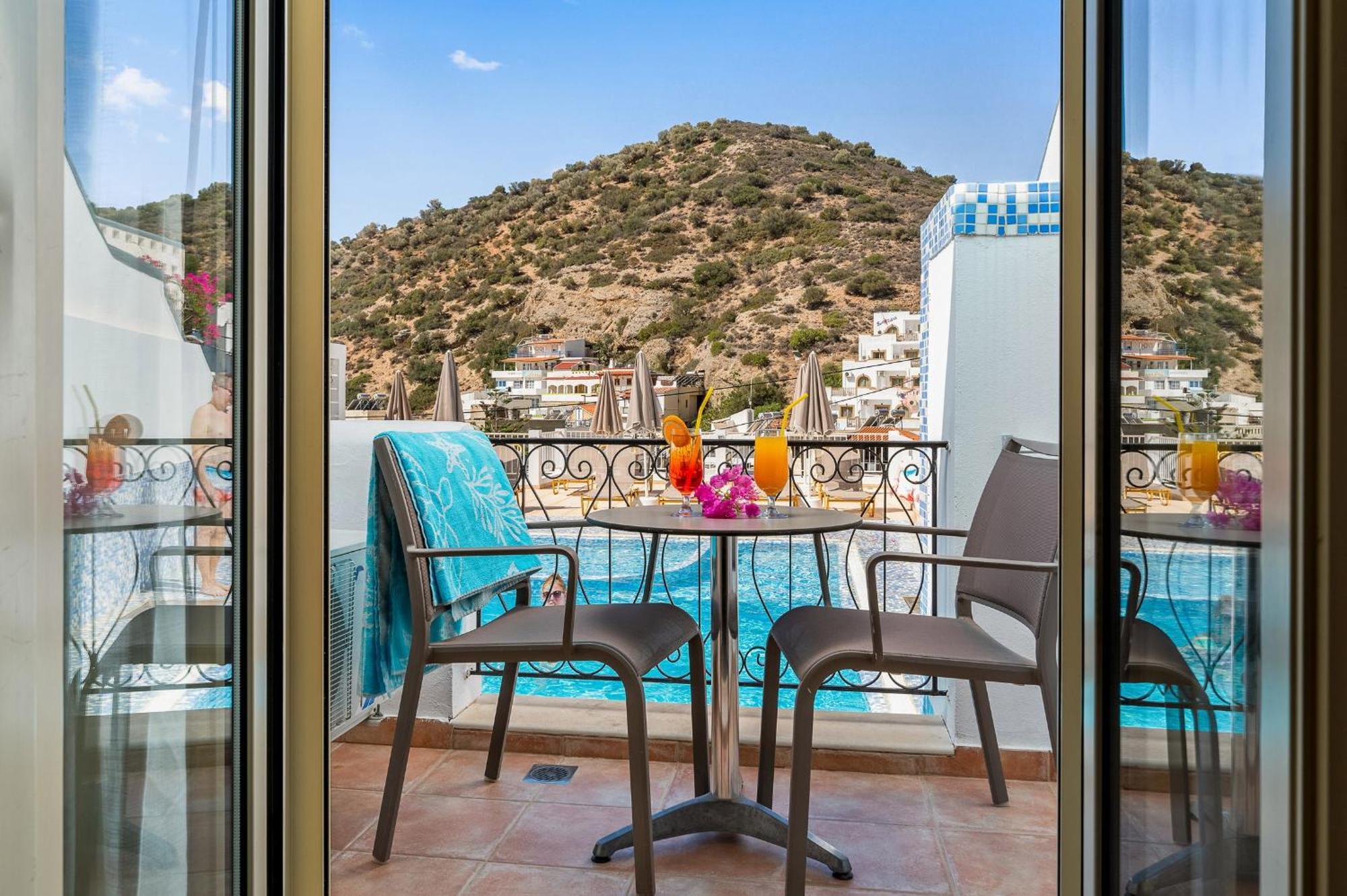 Glaros Hotel Apartment Agia Galini Exterior foto